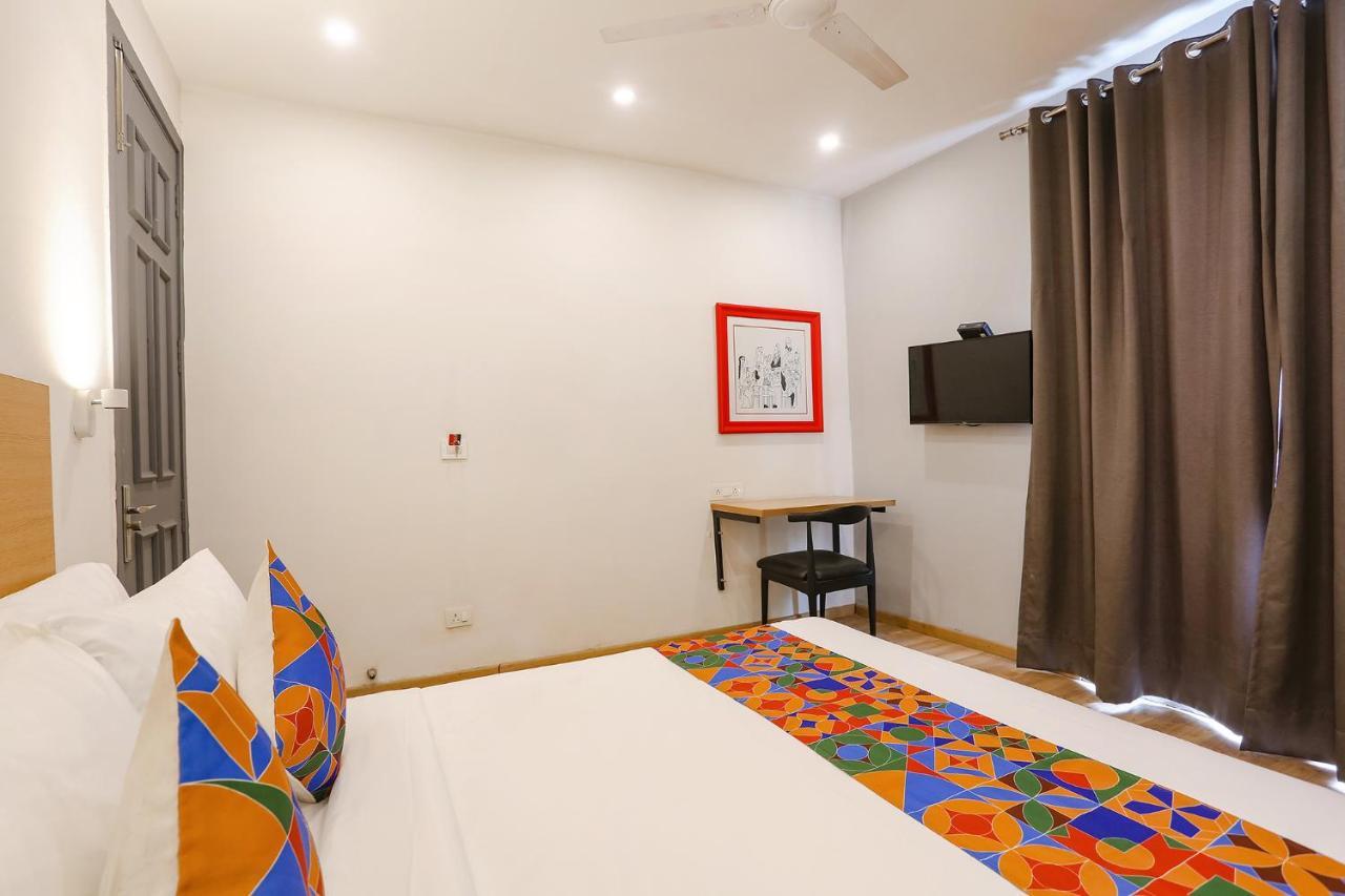 Fabexpress D2 Paschim Vihar Hotel Delhi  Ngoại thất bức ảnh